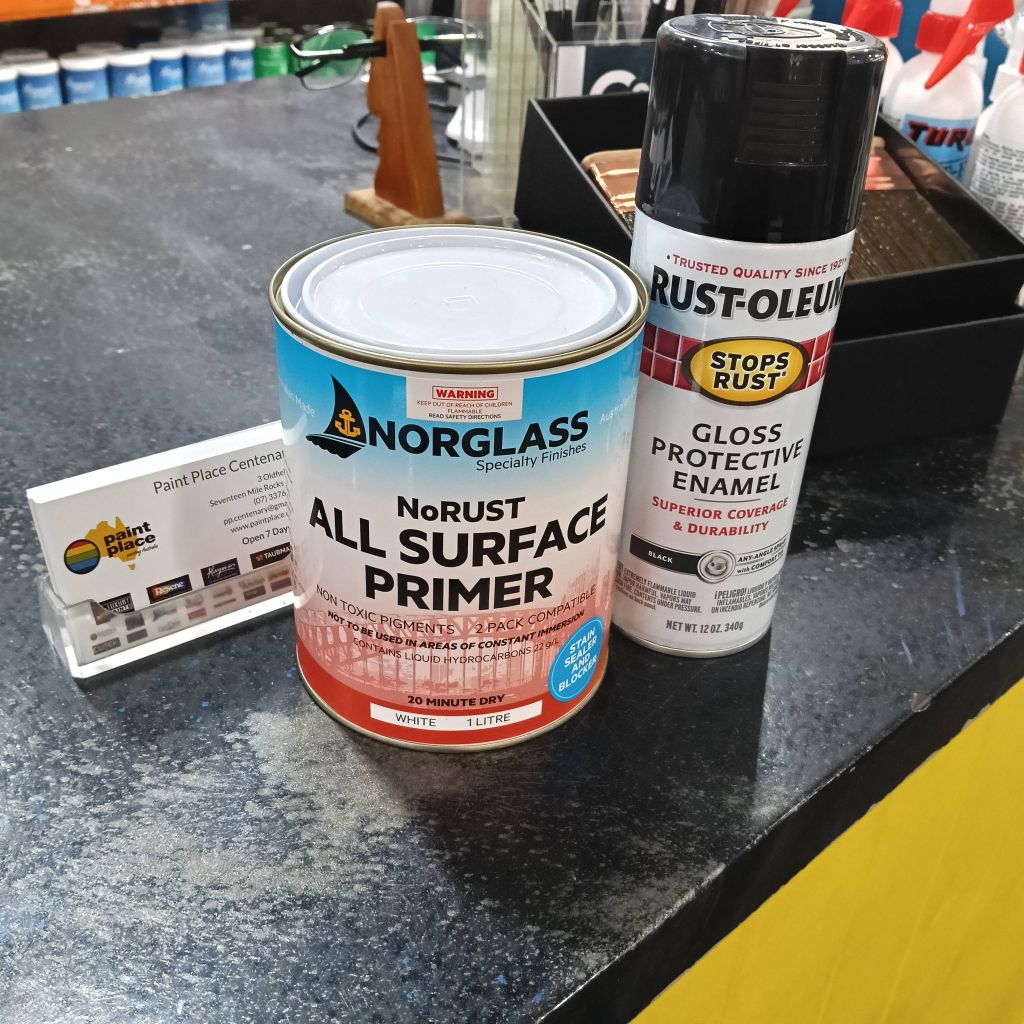 Paint Place Centenary — expert staff at the counter